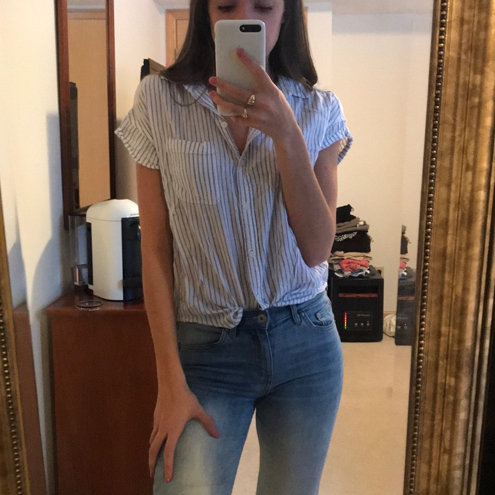 American Eagle Striped Shortsleeved Button Up